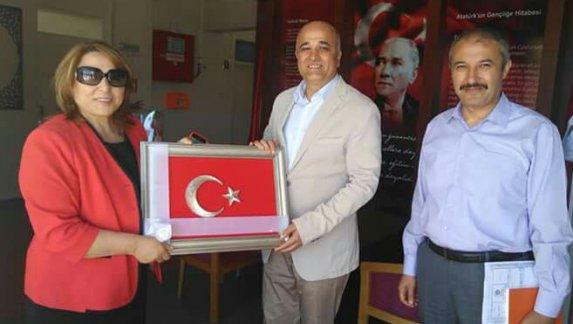 Zonguldak Milli Eğitim Müdürü Pervin Töre, Alaplı Halk Eğitim Merkezini Ziyaret Etti.