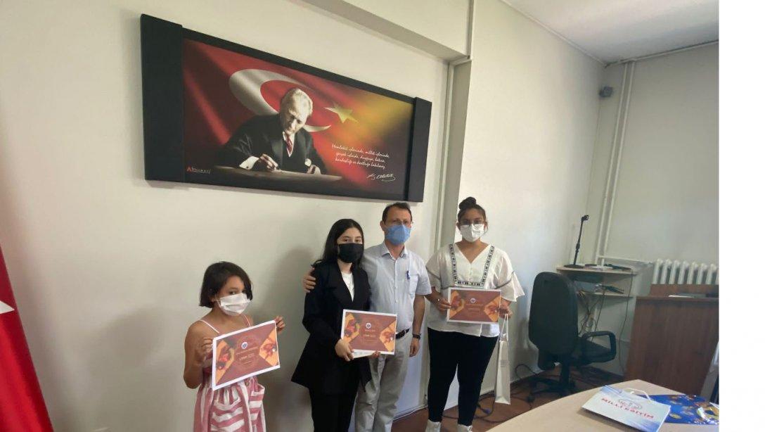 Türkiye Birincisi Öğrencilerimiz İlçe Milli Eğitim Tarafından Ödüllendirildi